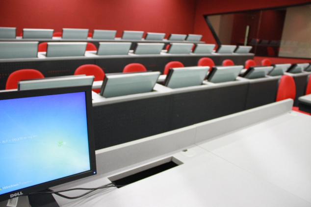 ��۴�ѧ��ý�����Ĺ��̰���